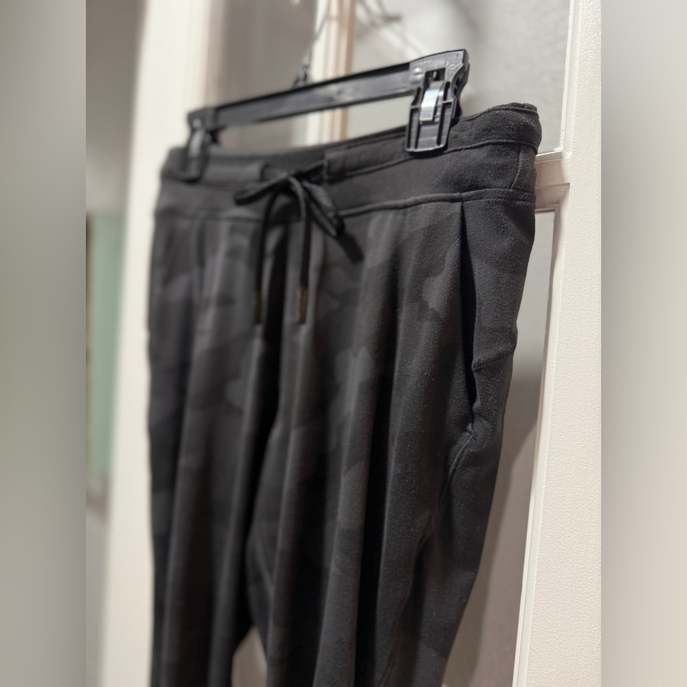 Lululemon Ready to Rulu Jogger Crop-Heritage 365 Camo Deep Coal Multi - Picture 7 of 14